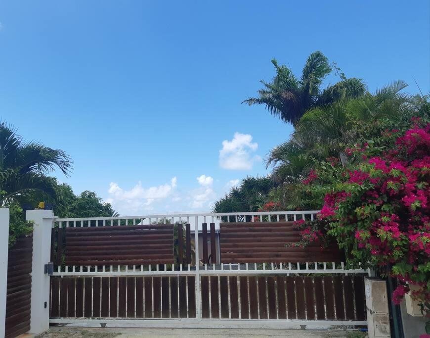 Ti Coin Relax Bungalow Vue Mer Piscine Privee Saint-Francois  Exteriör bild